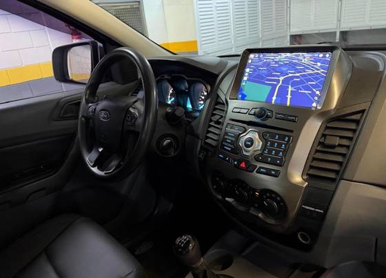 FORD RANGER 2.5 XLS PLUS 4X2 CS 16V FLEX 2P MANUAL FORD RANGER 2.5 XLS PLUS 4X2 CS 16V FLEX 2P MANUAL